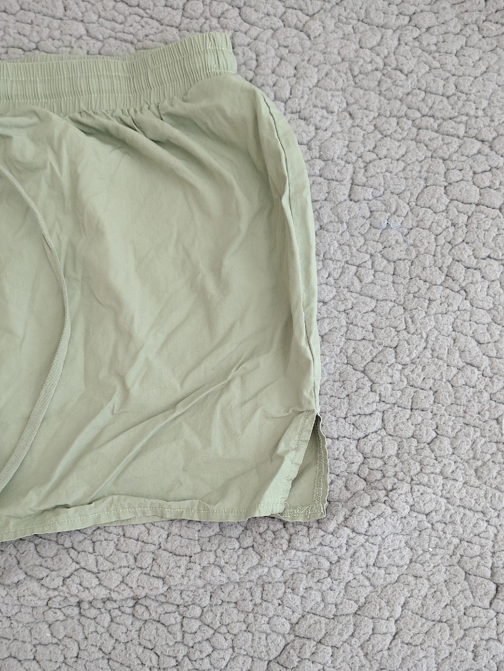 PrettyLittleThing Sage Green Mini Skirt - Picture 2 of 3
